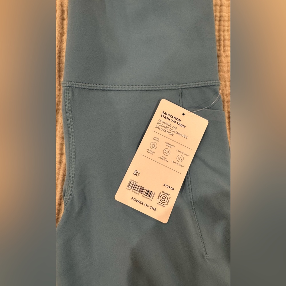 Athleta Salutation Activewear Set - Picture 6 of 6